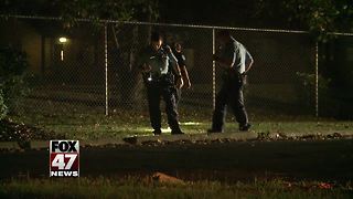 Police investigate shooting at Mid-Michigan apartment complex