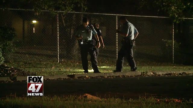Police investigate shooting at Mid-Michigan apartment complex