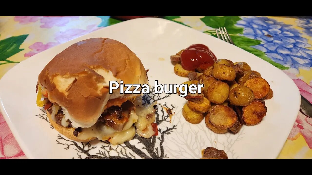Pizza cheeseburgers