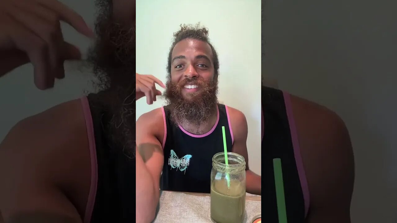 Green Smoothie Live on tiktok with Rock Mercury
