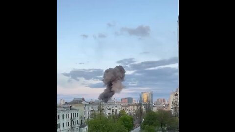 Russian strike on the very center of Kyiv!