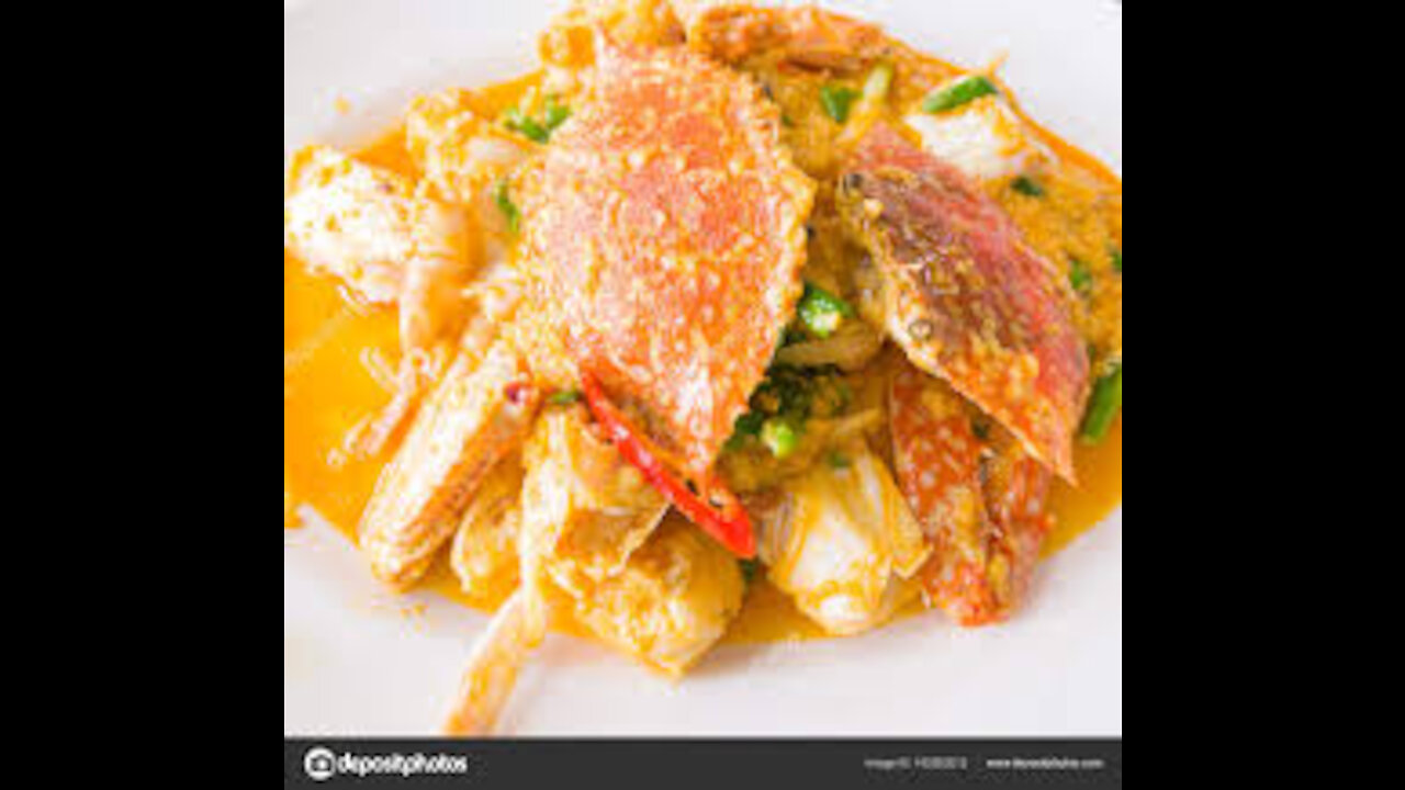 Stir Fried Crab with Curry Powder - Amazing Thai Food