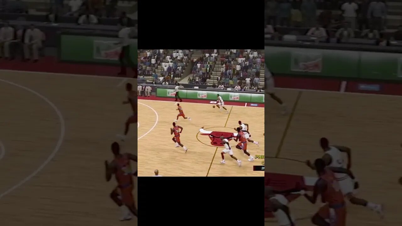 Michael Jordan Crazy Alley-Oop! #NBA2K23 #JordanEra #Shorts