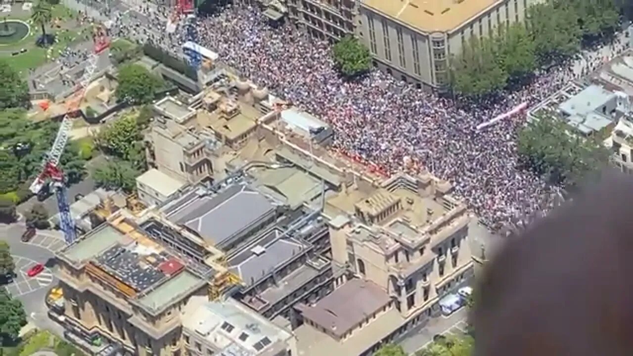 EPIC - HELICOPTER - FREEDOM PROTEST Melbourne Australia 27 Nov 2021; Source Morgan C Jones RDA