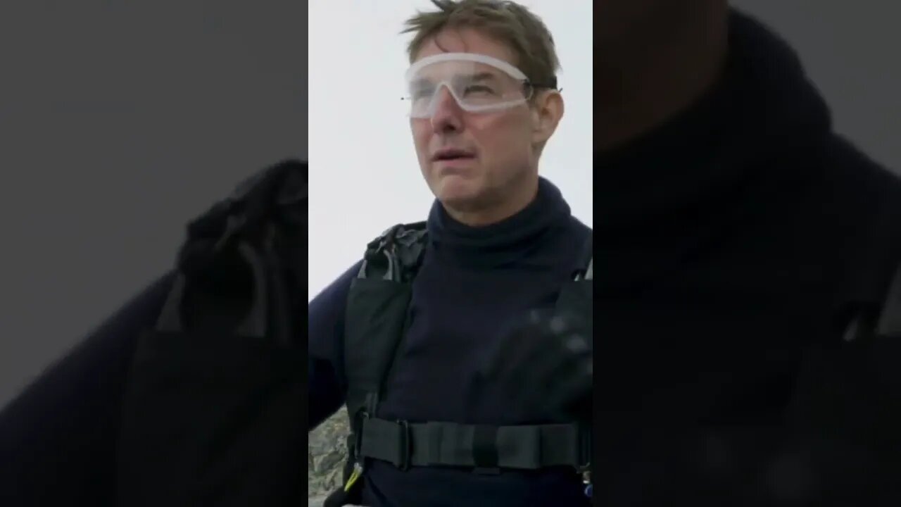Tom Cruise salta de penhasco seis vezes, em bastidores de Missão: Impossível 7! #tomcruise #shorts