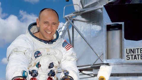 Alan Bean, Astronaut And Fourth Man To Walk On The Moon, Has Died