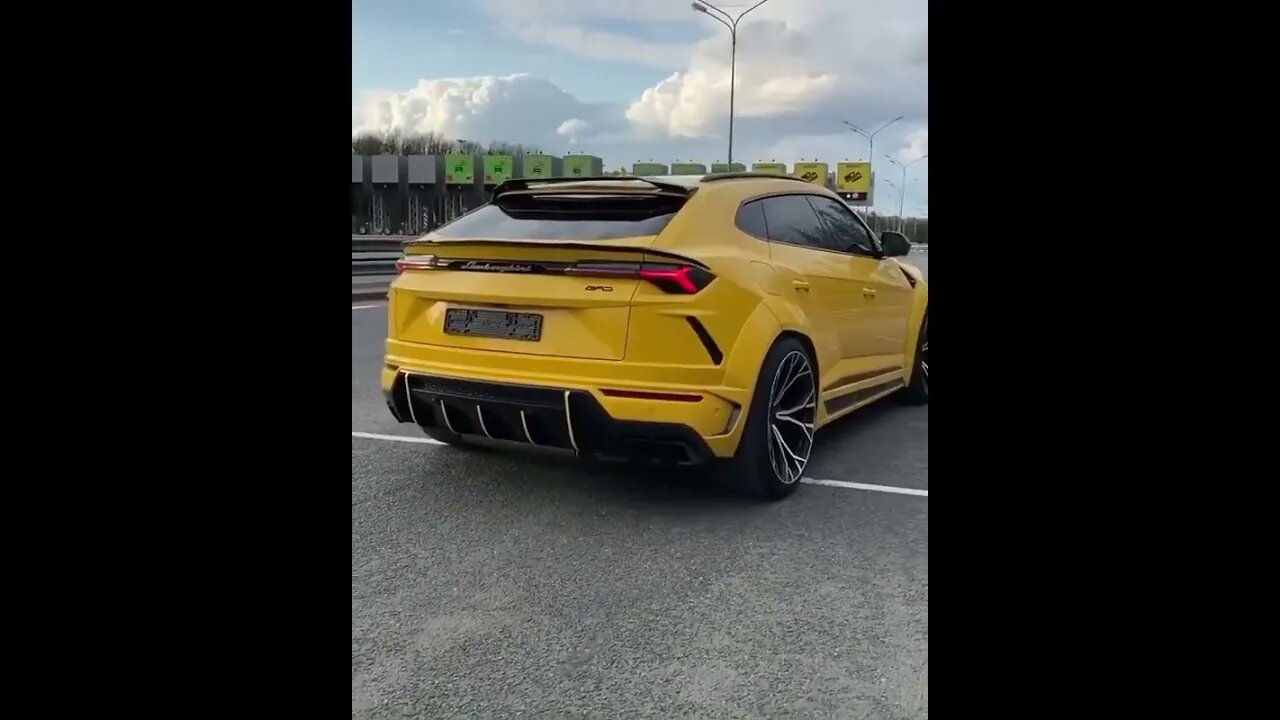 lamborghini na pista de teste