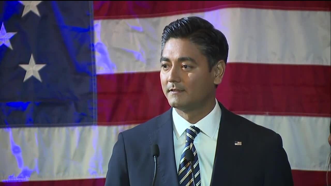 Aftab Pureval elected Cincinnati mayor