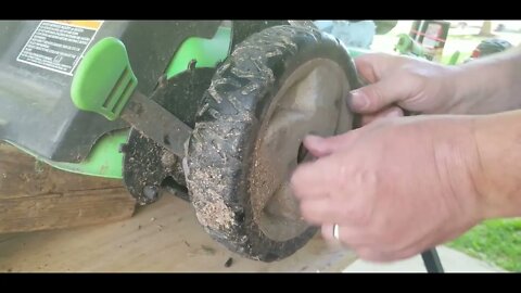 Self Propelled Mower Won't Move? Pinion Gear Replacement