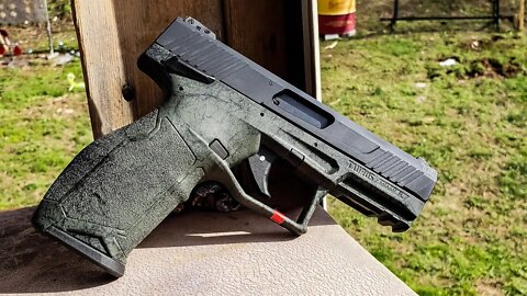 Taurus TX22 - Trick Shots