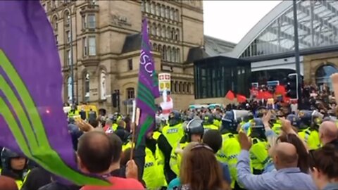 “Far Left” Protestors Defend MASS Immigration In England