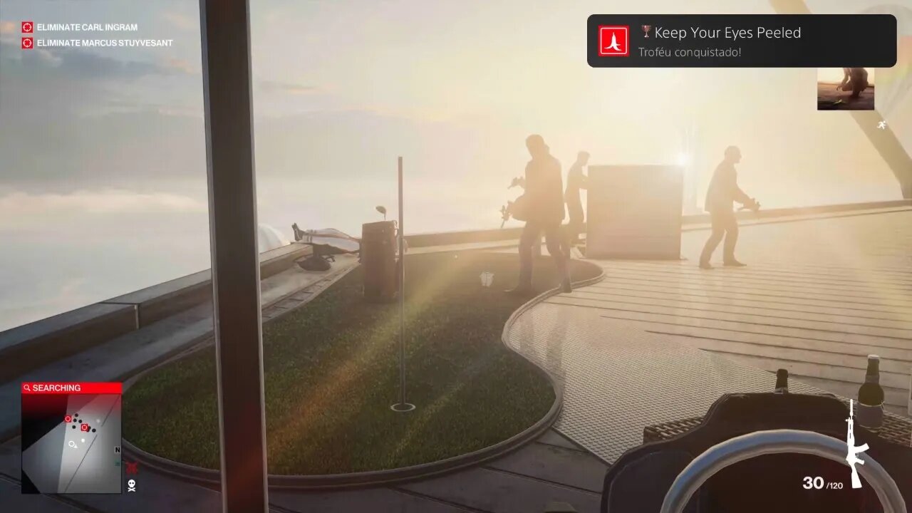 Keep Your Eyes Peeled - Make a target slip and fall while evacating in a skydiving suit - HITMAN 3