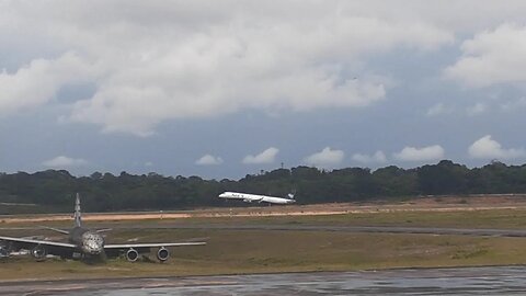 Decolagem do Embraer 195 PR-AXD de Manaus para Boa Vista