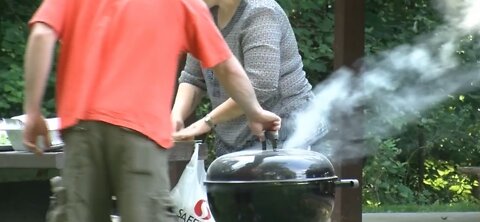 Tips: Grilling safety