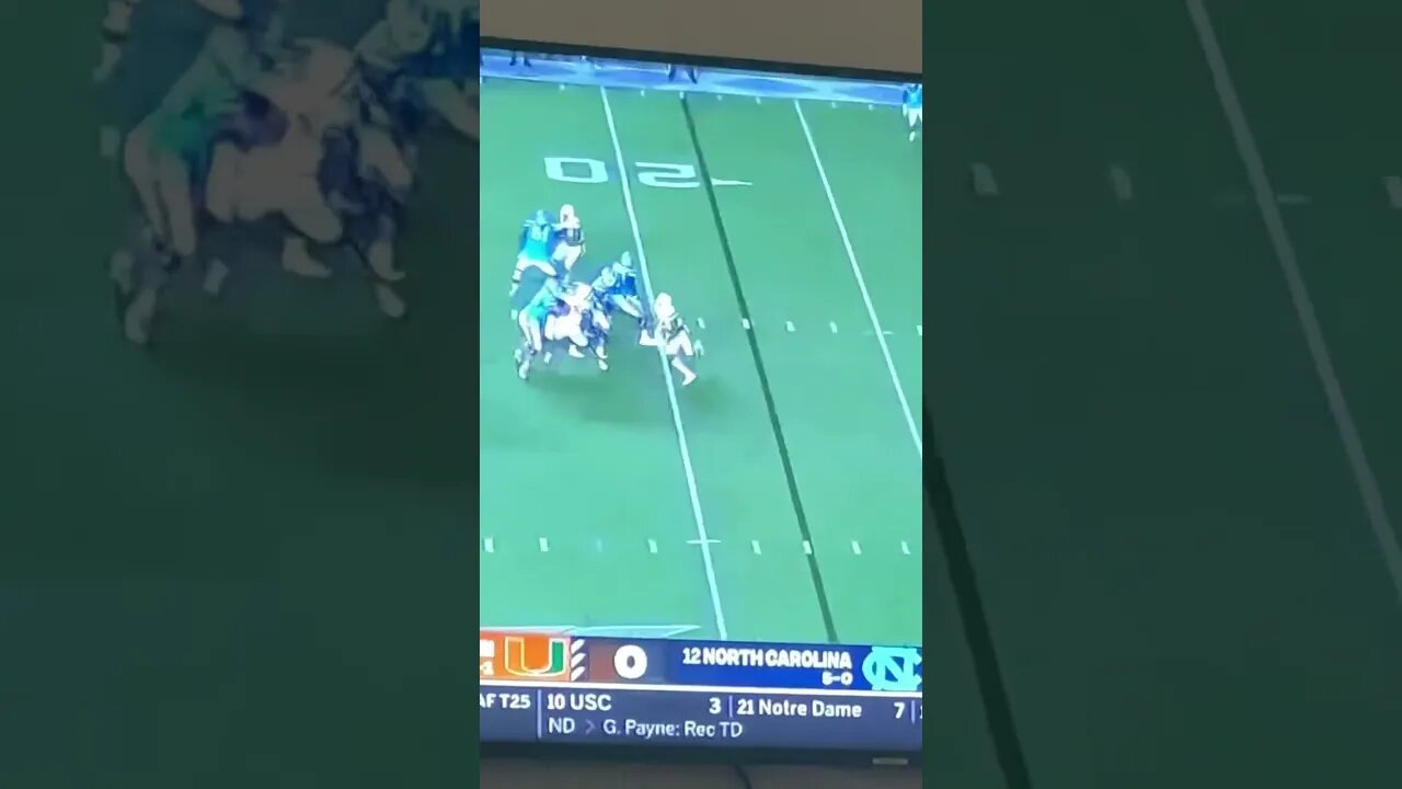 Tez Walker with his first TD REC with the Tar Heels #tarheels #carolina #tds #canesfootball