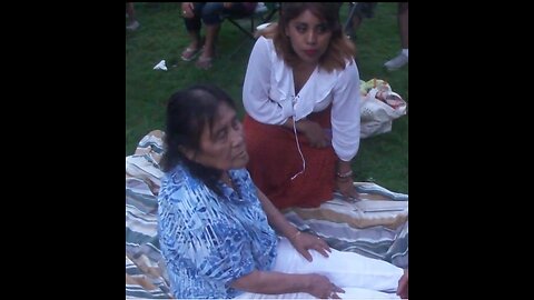Luodong Massages Elderly Mexican Woman At The Park