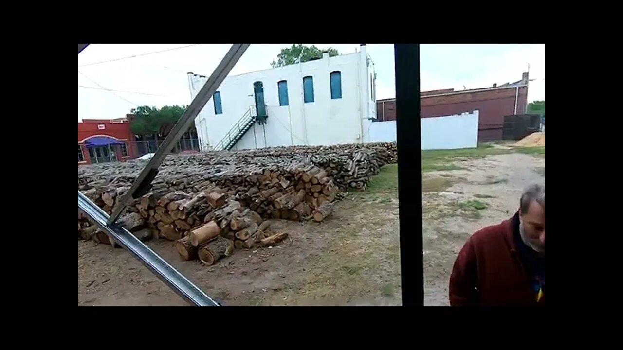 Desert RoadTrip Ep4: bbq in Lockhart TX