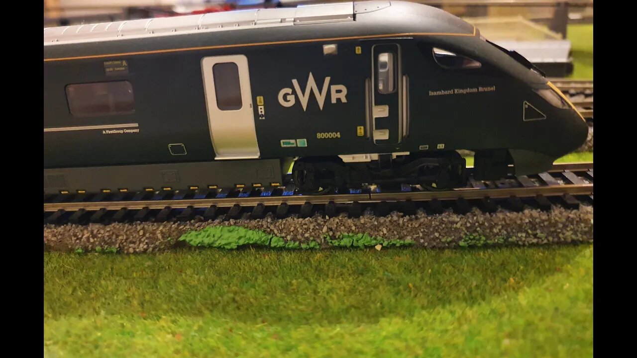 My Hornby train setup in under a minute. From the trains point of view.