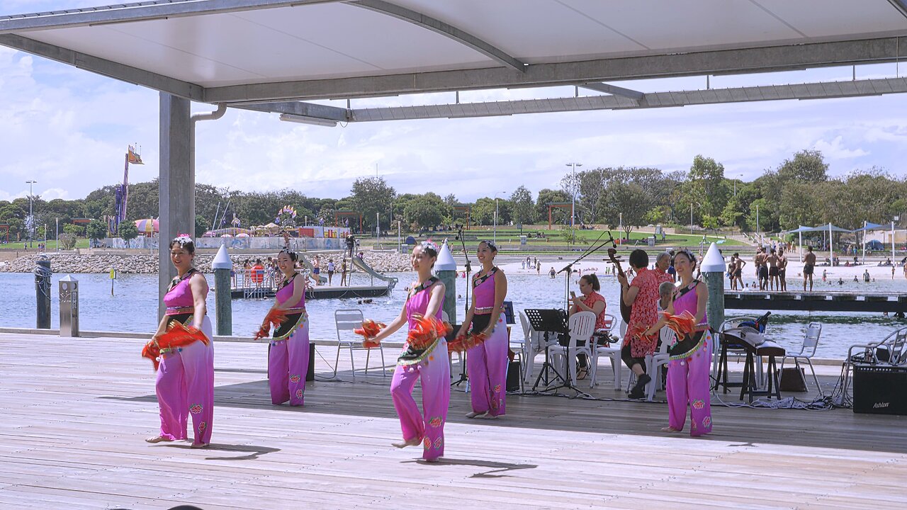 Chung Wah Chinese Dance Traditional Sorrento Beach Chinese New Year CNY Australia