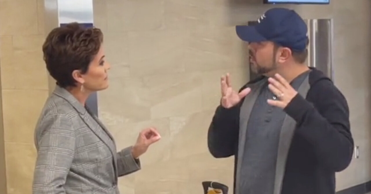 Kari Lake Confronts Arizona Rep Challenging Her For Senate: 'This Guy Wants to Destroy Our Country'