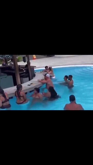 I Thought Octopi Sprayed Ink, Not Whales - HaloRockNews