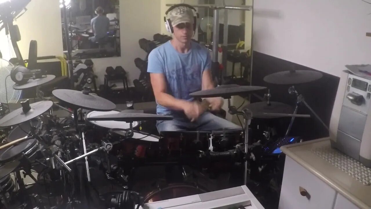 5/6/22 - DRUMS improv over MELANCHOLIC yet UPLIFTING 80s style electro-groove - E.