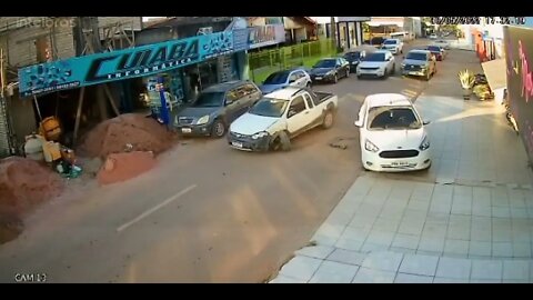 #02CAMERAS - SEE WHAT HAPPENS AND SUBSCRIBE HELP ME POST MORE VIDEOS A DAY - #LéoSócrates