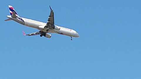 Airbus A321 PT-MXF vindo de Manaus para Fortaleza
