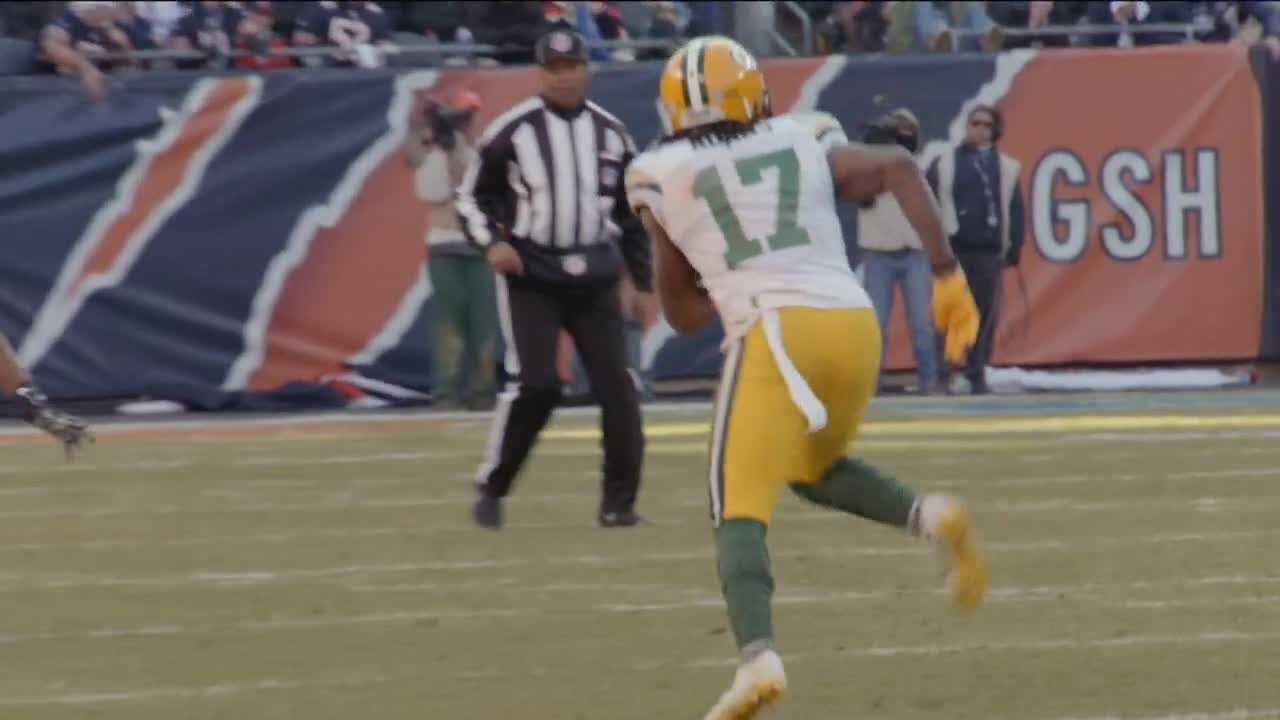 Davante Adams placed on reserve/COVID list