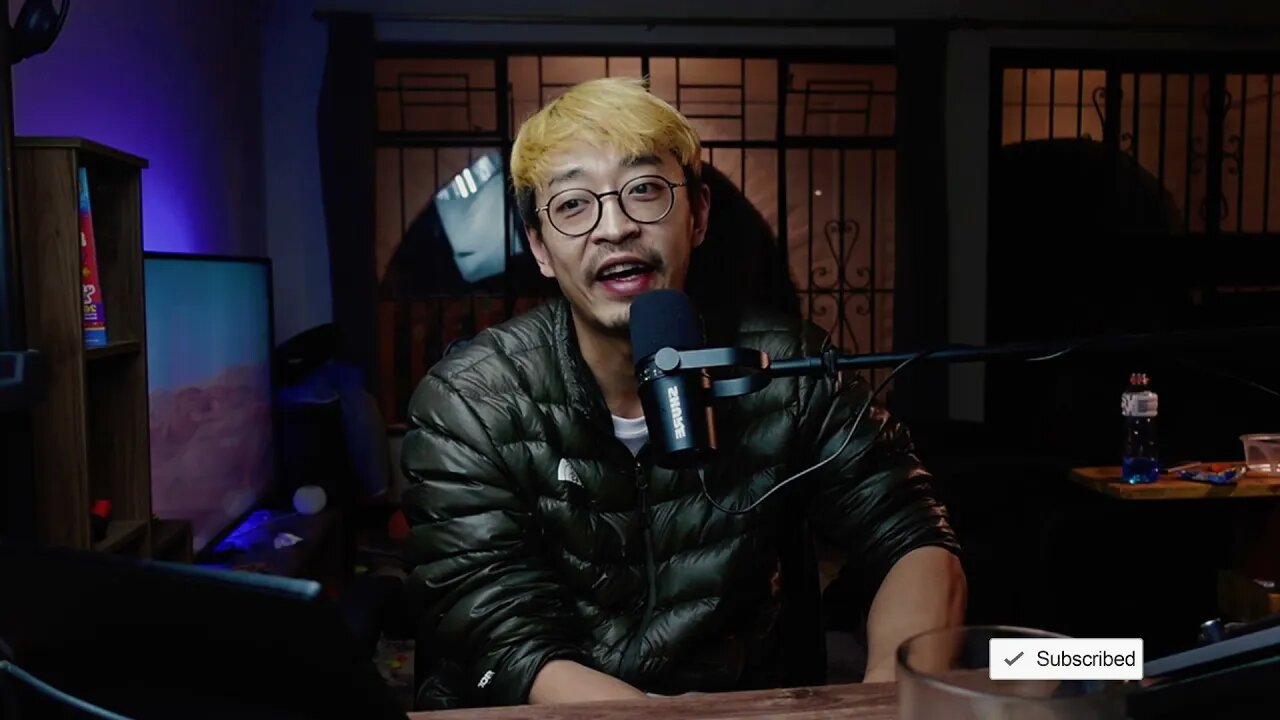 上海迪士尼突然封园 三万多人看烟火做检测 20211101_E119