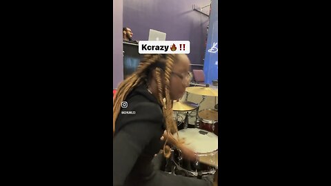 KDrum123 - praise break #playitgirl female drummer