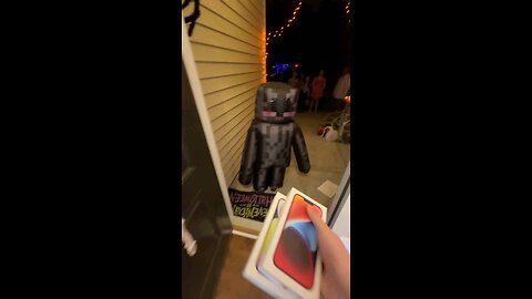 giving iPhone instead of candy on Halloween 🎃