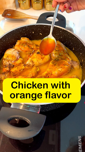 مرغ پرتقالی، یک غذای خوشمزه و عطردار است که از ترکیب آب پرتقال تازه، مرغ و ادویه‌ها تهیه می‌شود