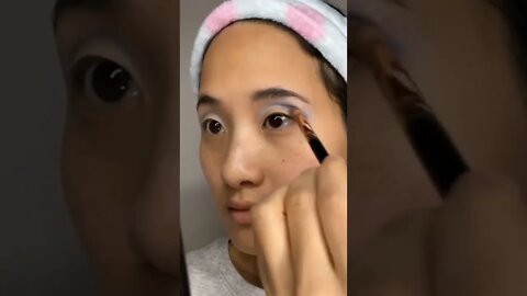 Cloud Eyeshadow tutorial / Making clouds on eyes #shorts #eyemakeup #eyeshadowtutorial #makeupshorts