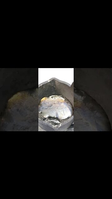 Reverse Videos are So Satisfying