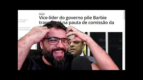 Governo Inútil Discute se BARBIE TRANS tem implicações 'psicossociais' em crianças