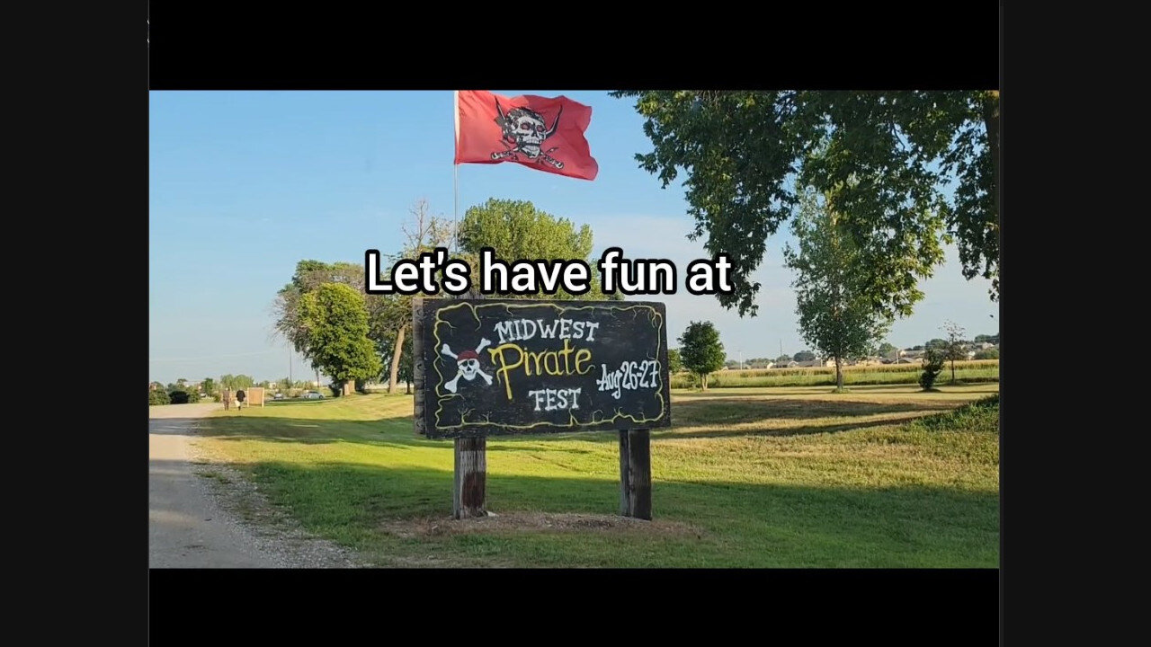 The Dashing Pirate visits the 2023 Midwest Pirate Festival in Bellevue, Nebraska.