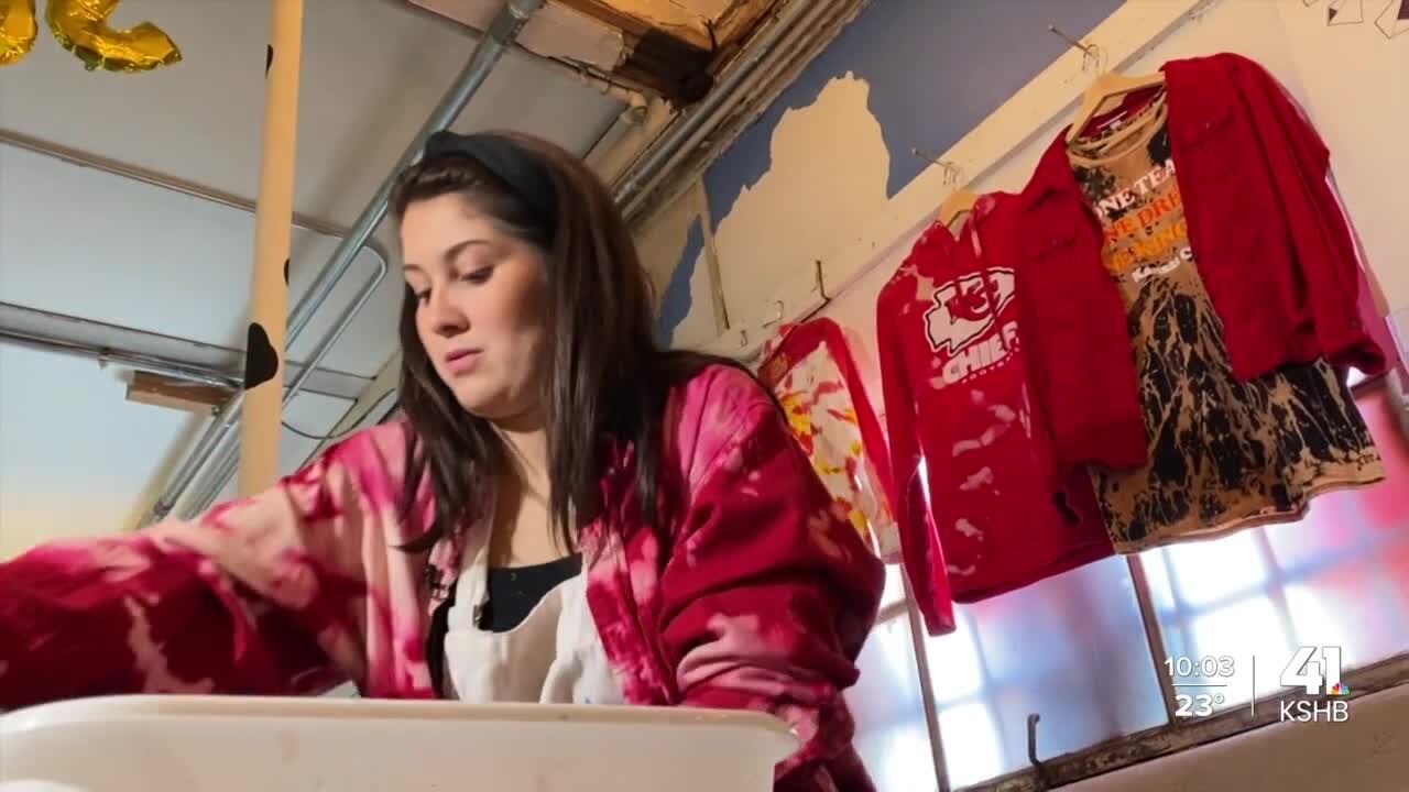 'Kansas City has become home to me': Brazilian artist finds passion, community through tie-dye work