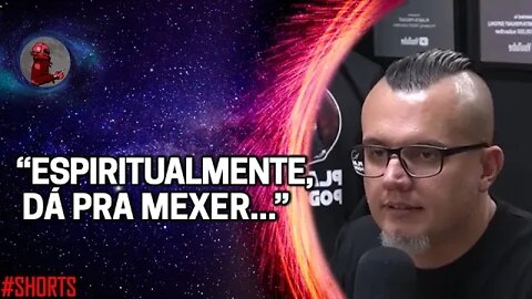 “ESPIRITUALMENTE, DA PRA MEXER” com Jorge Scritori | Planeta Podcast (Sobrenatural) #shorts