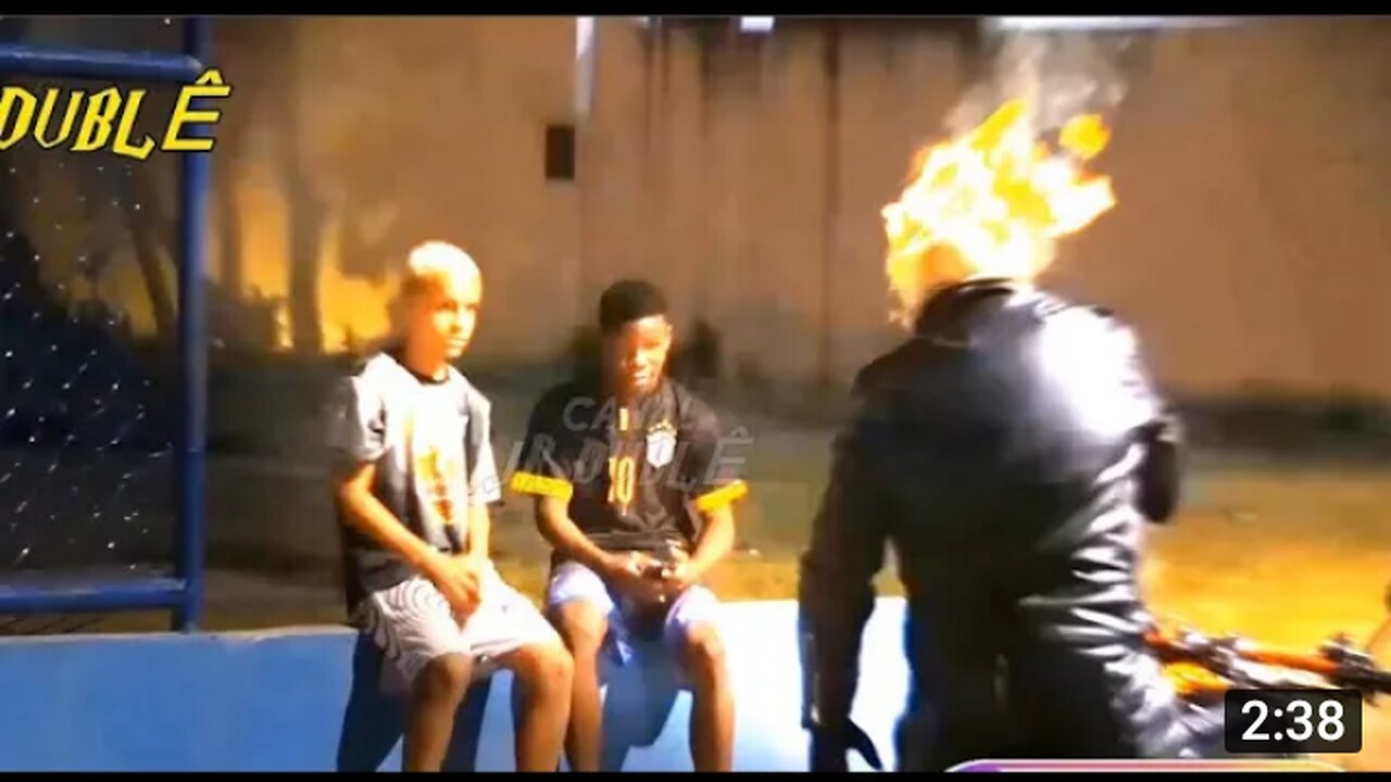 PEGADINHA: MOTOQUEIRO FANTASMA - Ghost Rider Pranks.