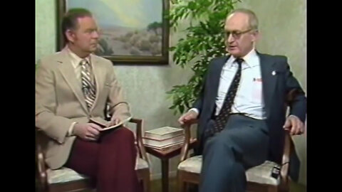 Yuri Bezmenov Explains How To Brainwash A Nation - G. Edward Griffin Interview [1984]