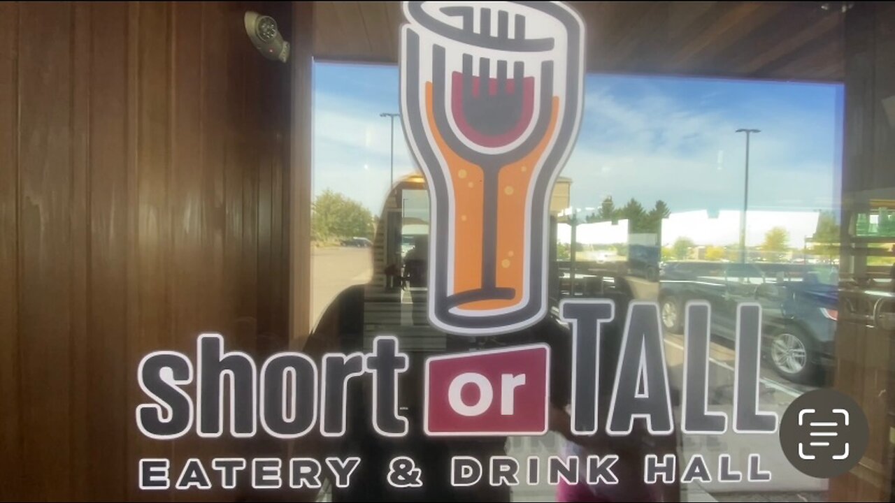 Short or Tall Eatery & Drink Hall Restaurant Review