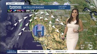 ABC 10News Pinpoint Weather with Weather Anchor Vanessa Paz