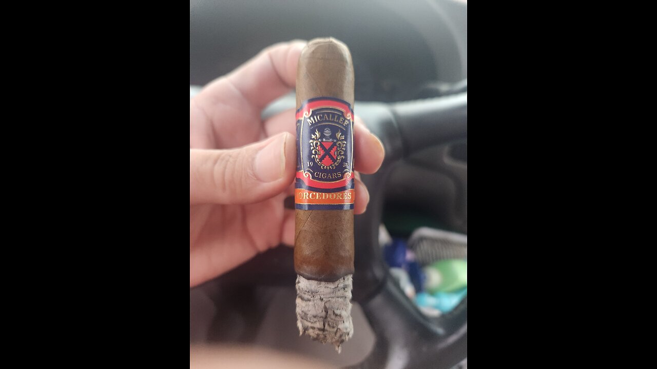 Micallef Torcedores Box Press Churchill Cigar Review