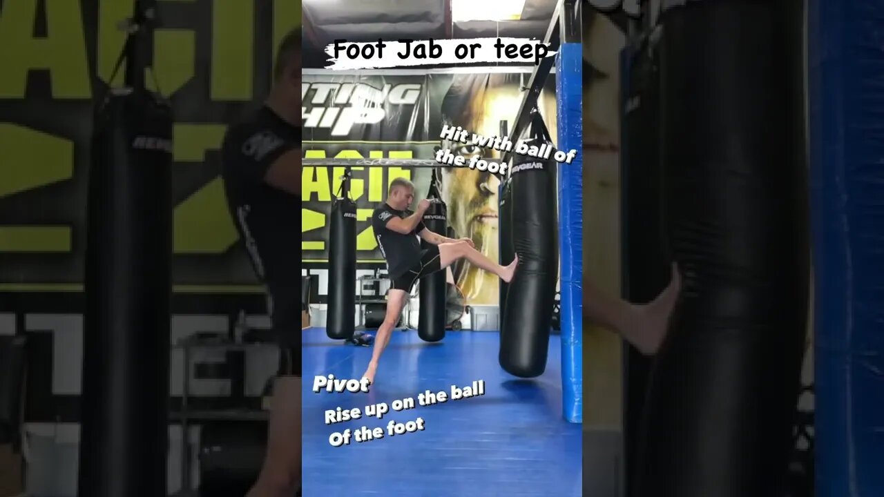 Muay Thai Foot Jab