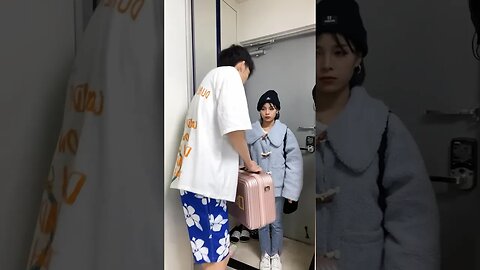 She Farted So She Must Pack Her Bags! 🤣