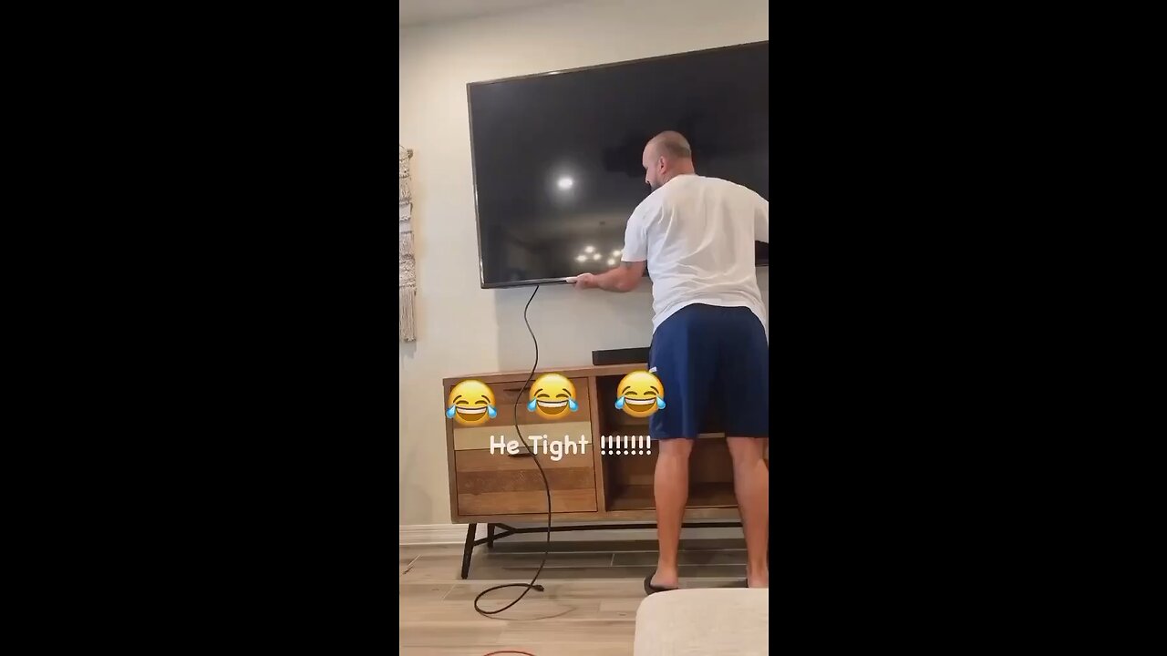 When you buy tv from  crackhead for 50$