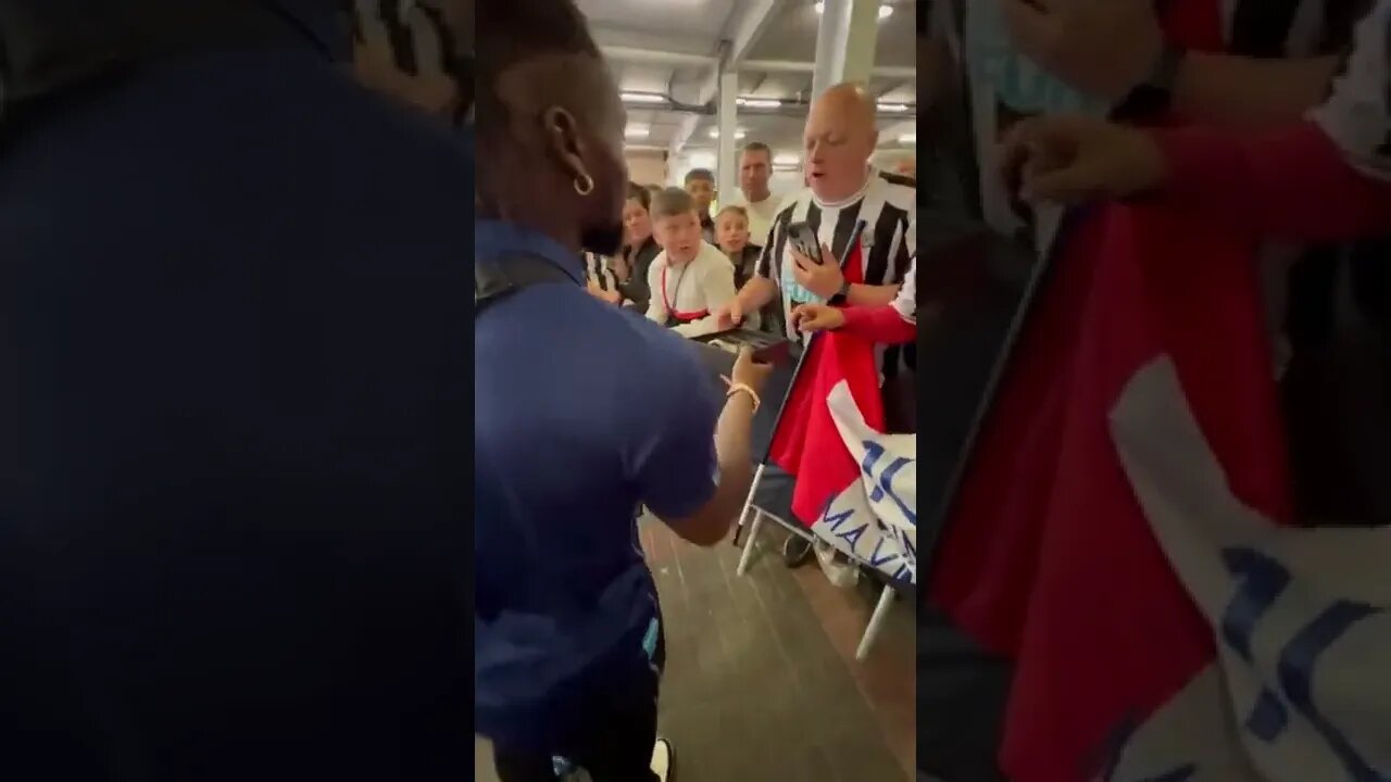 #st_maximin giving a #rolex to a fan 🤯 #shorts #viral