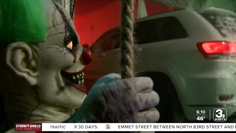 Omahans get spooked through Tunnel of Terror car wash