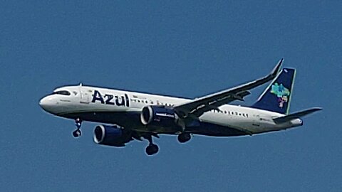 Airbus A320 PR-YYL vindo de Campinas para Manaus